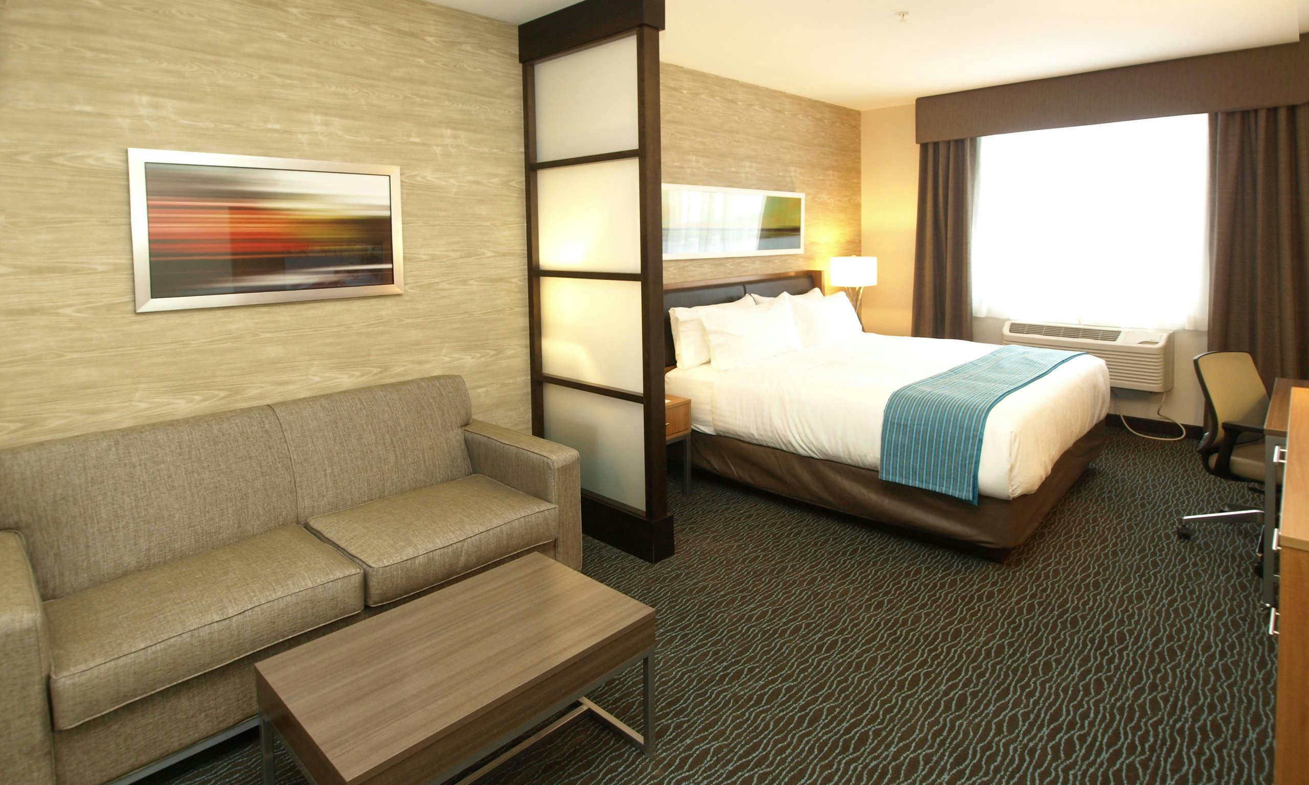 Last Minute Deals In Edmonton Leduc Yeg Airport Hoteltonight