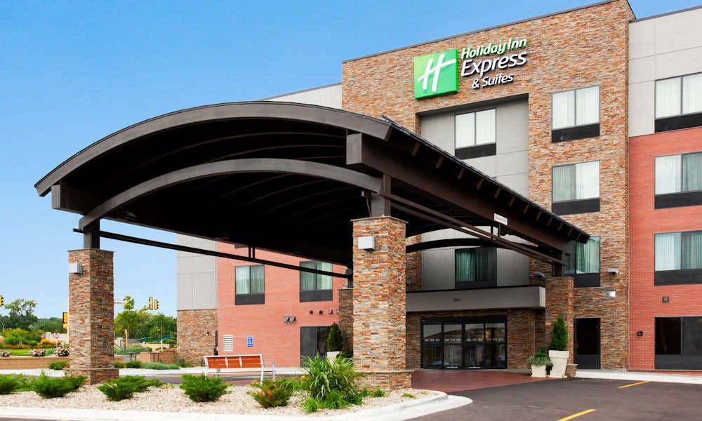 Holiday Inn Express & Suites Fort Dodge