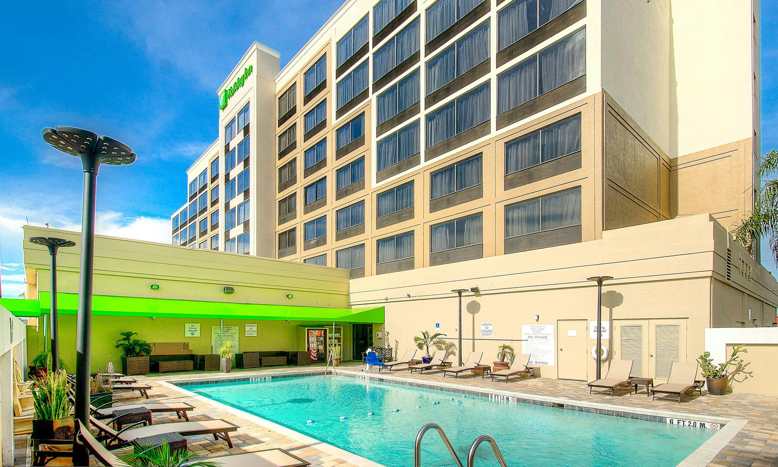 Holiday Inn Orlando East UCF Area