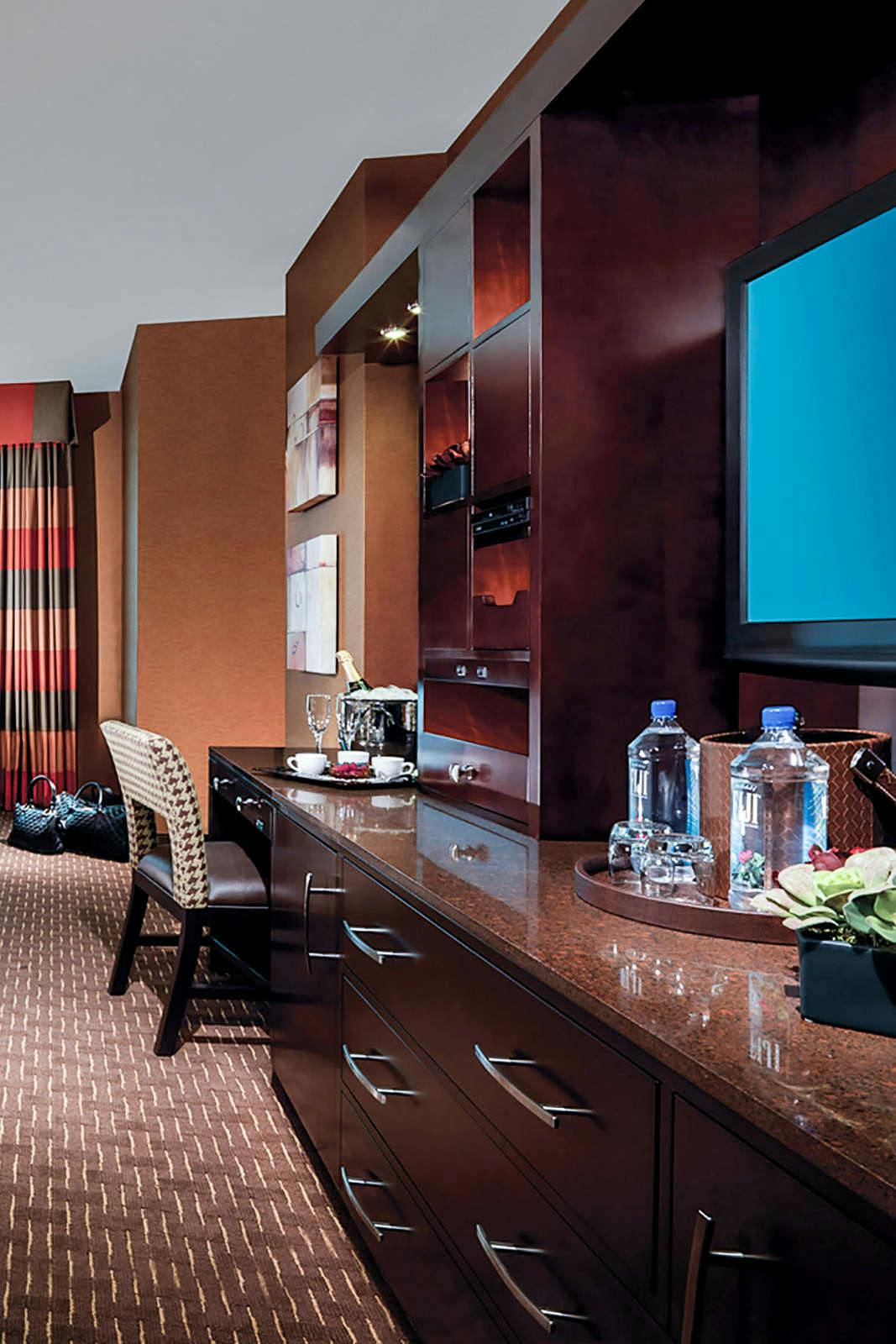 Golden Nugget Hotel And Casino Las Vegas Near Strip