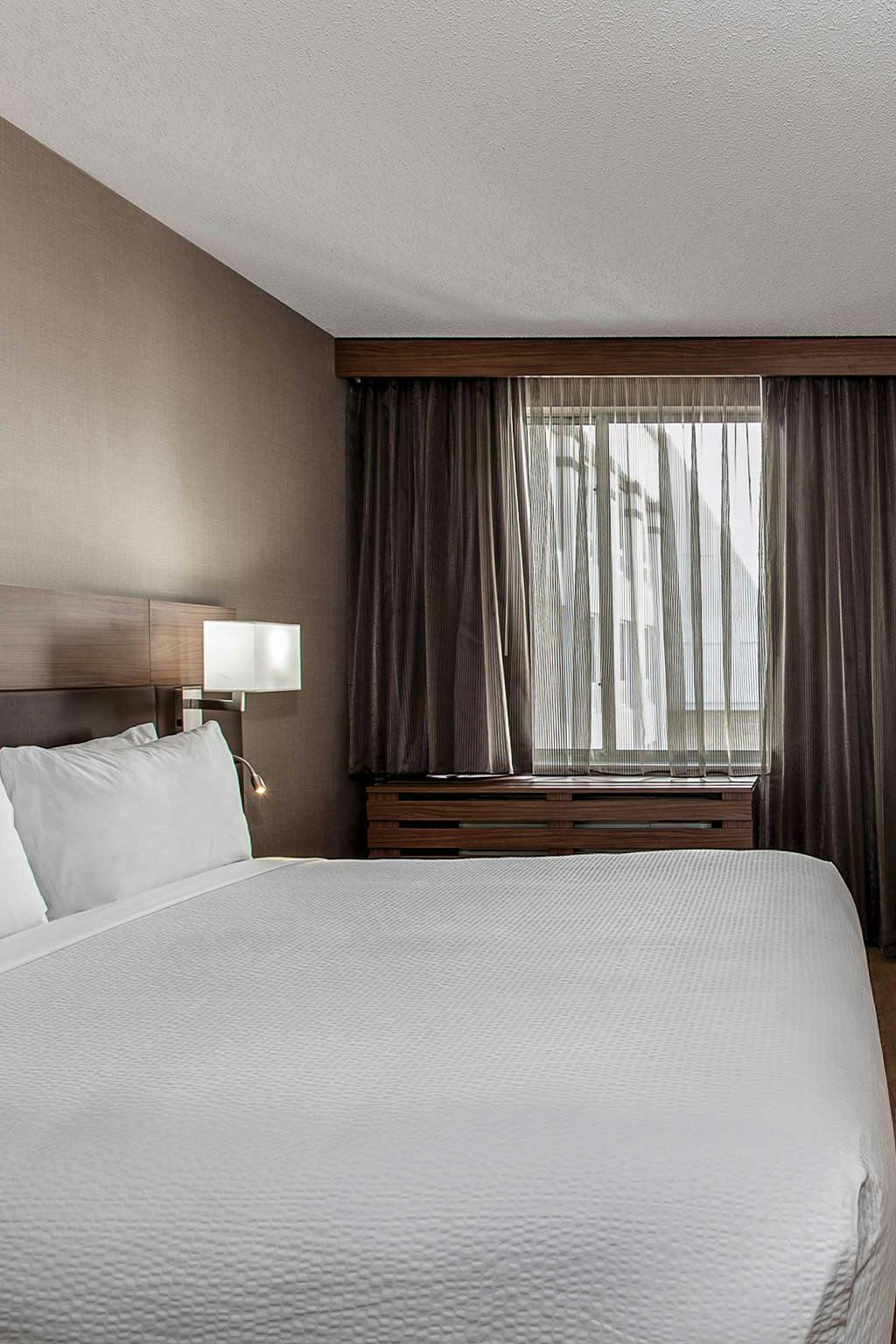 Hotel AC Hotel Chicago Downtown by Marriott photo 2