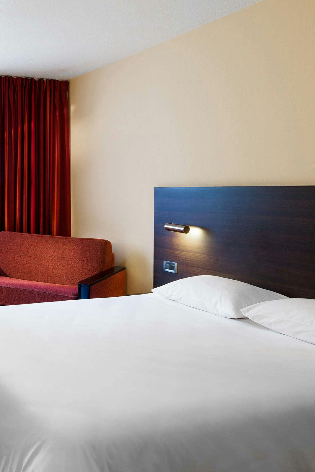 Hotel Hôtel Oceania Quimper photo 5