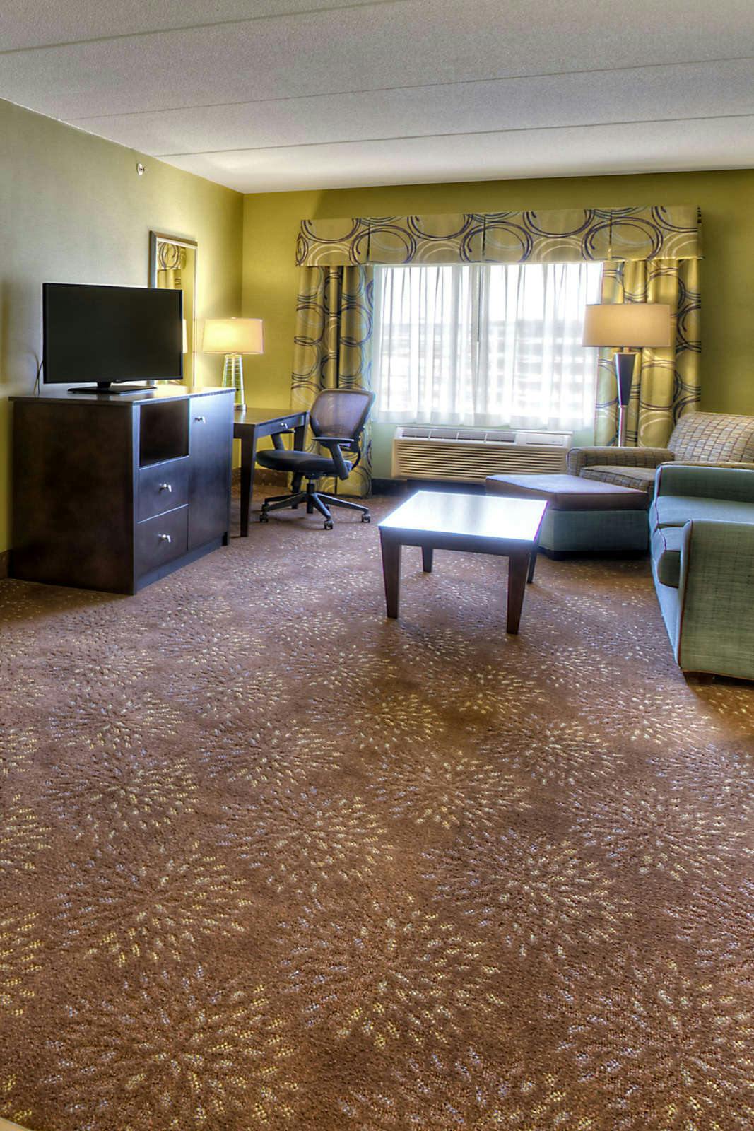 Hotel Holiday Inn Express & Suites Pittsburgh Sw Southpointe photo 3