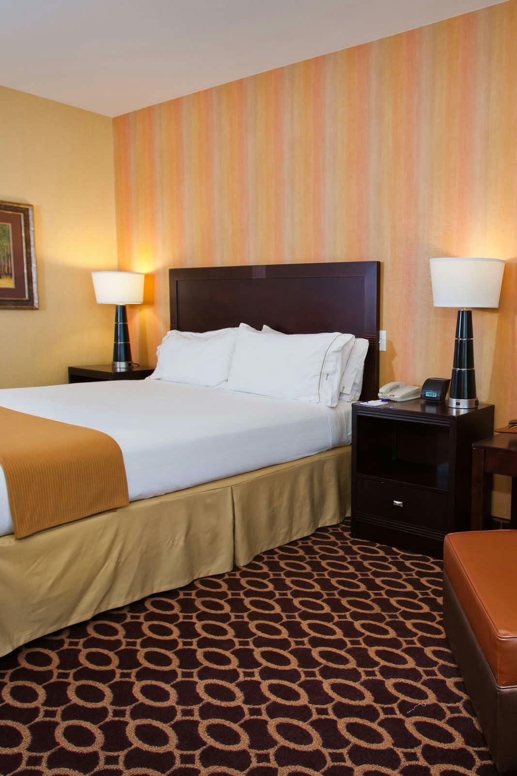 Hotel Holiday Inn Express & Suites Sacramento Ne Cal Expo photo 4