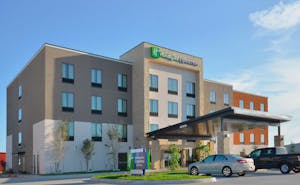 Holiday Inn Express & Suites Oklahoma City Mid Arpt Area
