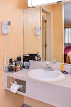 Hotel Americas Best Value Inn Ellsworth photo 4