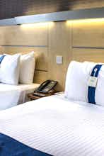 Hotel Holiday Inn Express Manchester Airport photo 5