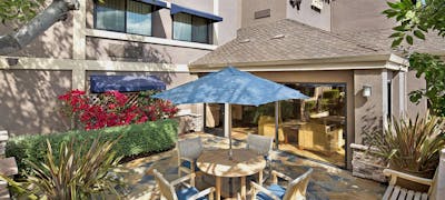 Maple Tree Inn