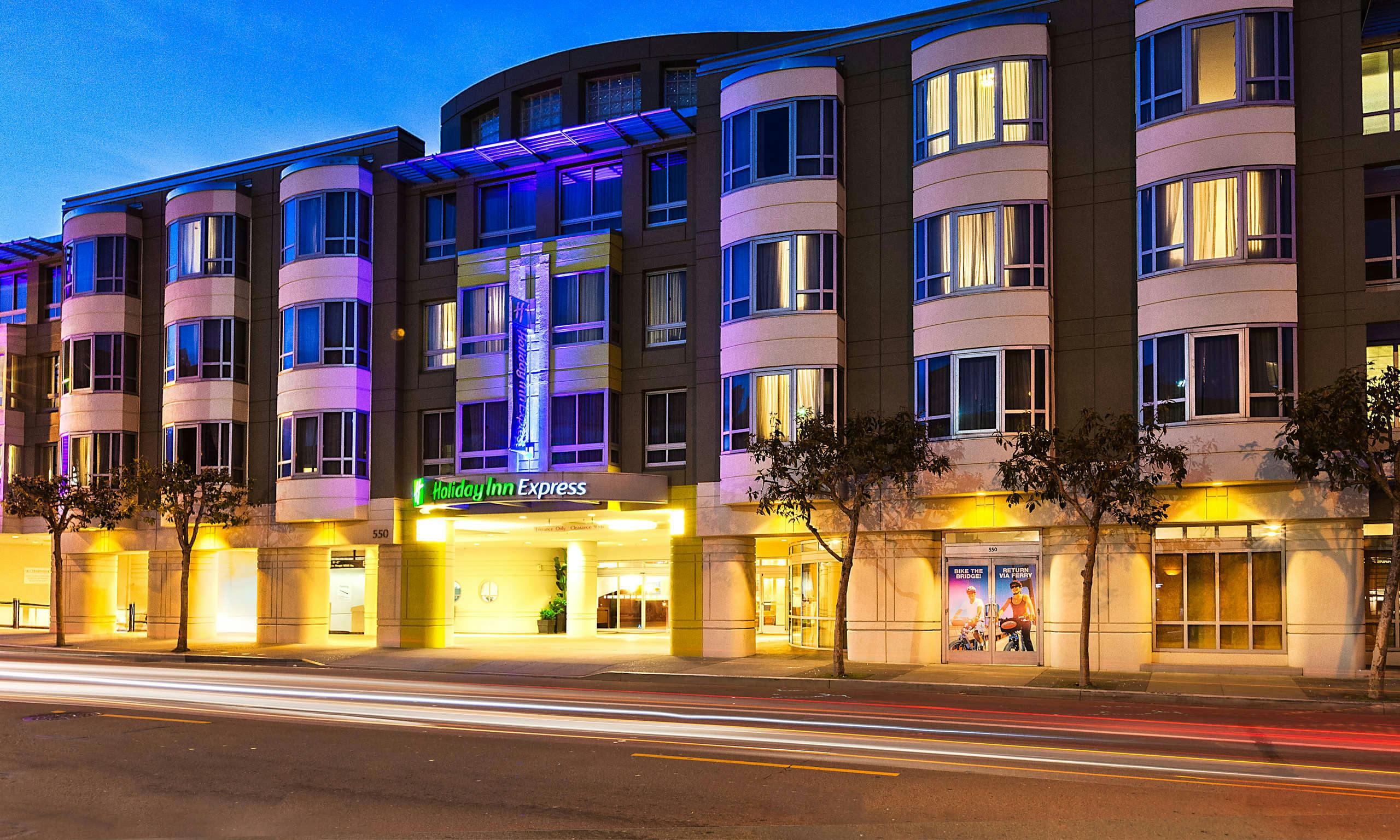 Holiday Inn Express & Suites San Francisco Fishermans Wharf