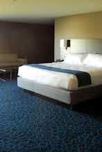 Hotel Holiday Inn Express & Suites Sidney photo 4