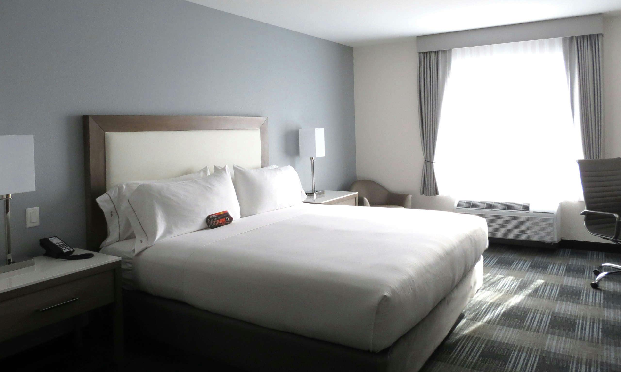 Holiday Inn Express & Suites San Diego Hotel Circle