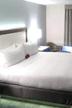 Hotel Holiday Inn Express & Suites San Diego Hotel Circle photo 5