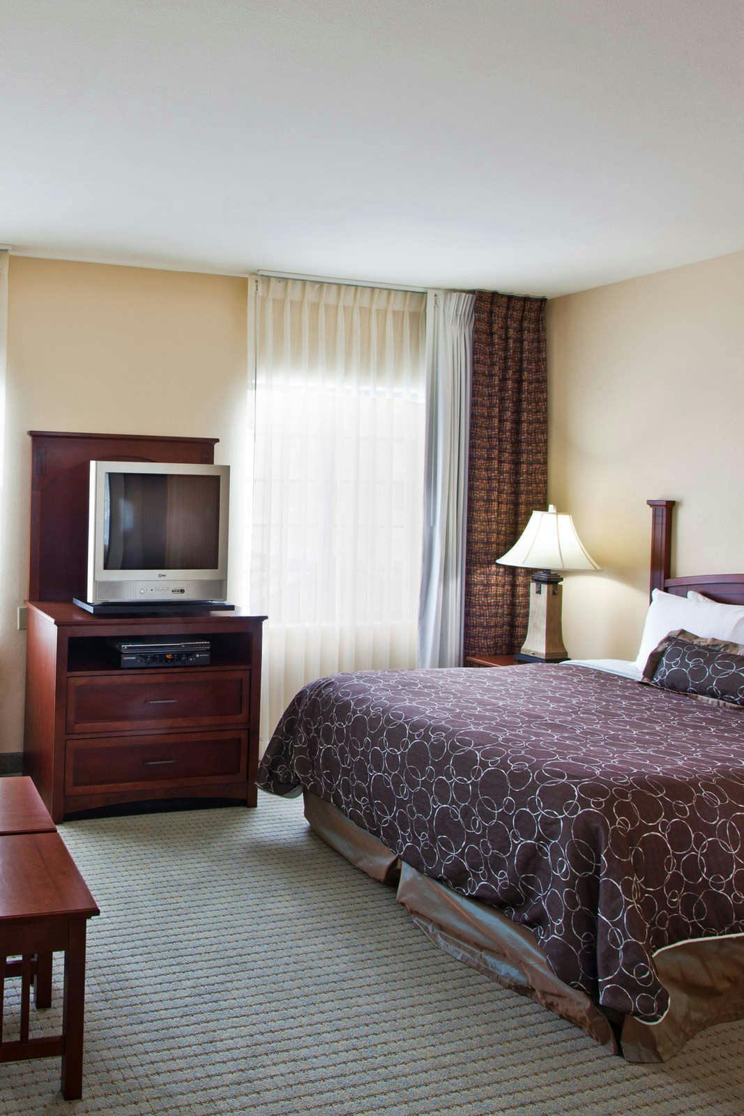 Hotel Holiday Inn Express Tallahassee I 10 E photo 1