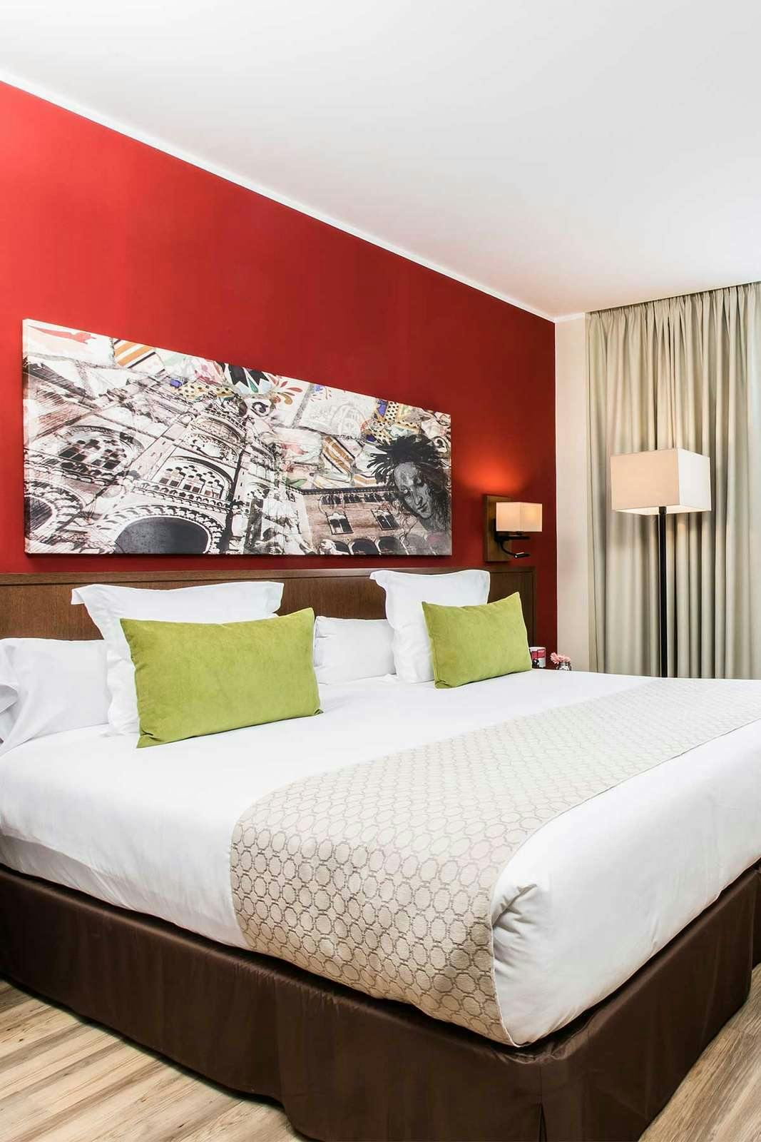 Hotel Leonardo Hotel Barcelona Gran Via photo 2