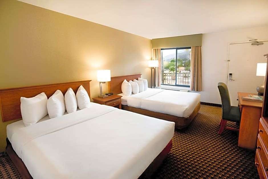 Comfort Inn Downtown Palm Springs Palm Springs Hoteltonight
