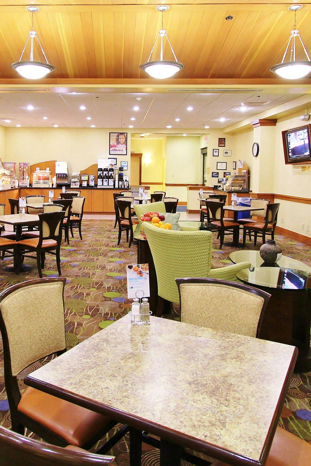 Hotel Holiday Inn Express Flagstaff photo 5