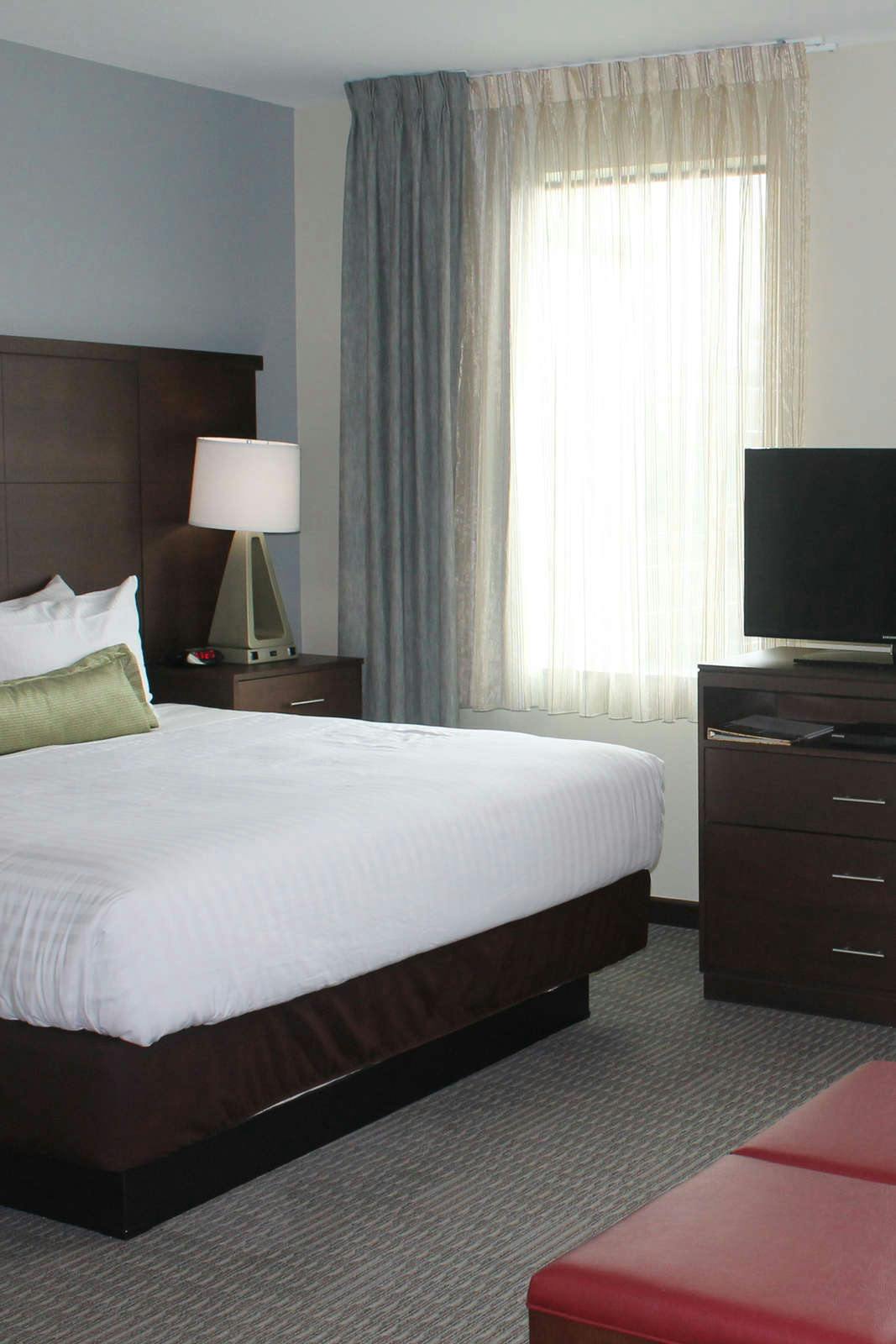 Hotel Staybridge Suites Carlsbad photo 5