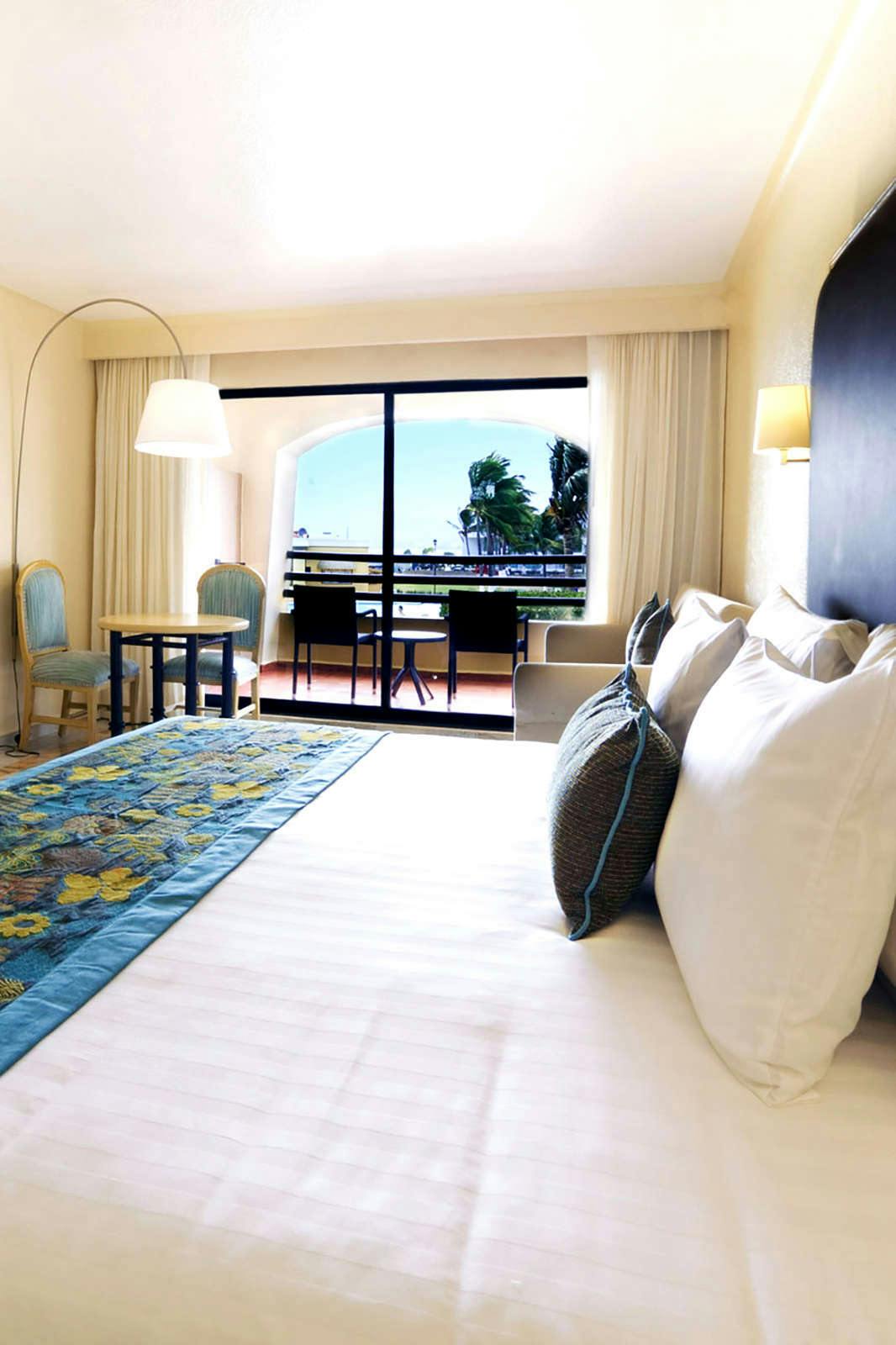 Hotel Samba Vallarta by Emporio Hotels and Resorts (All Inclusive) photo 2