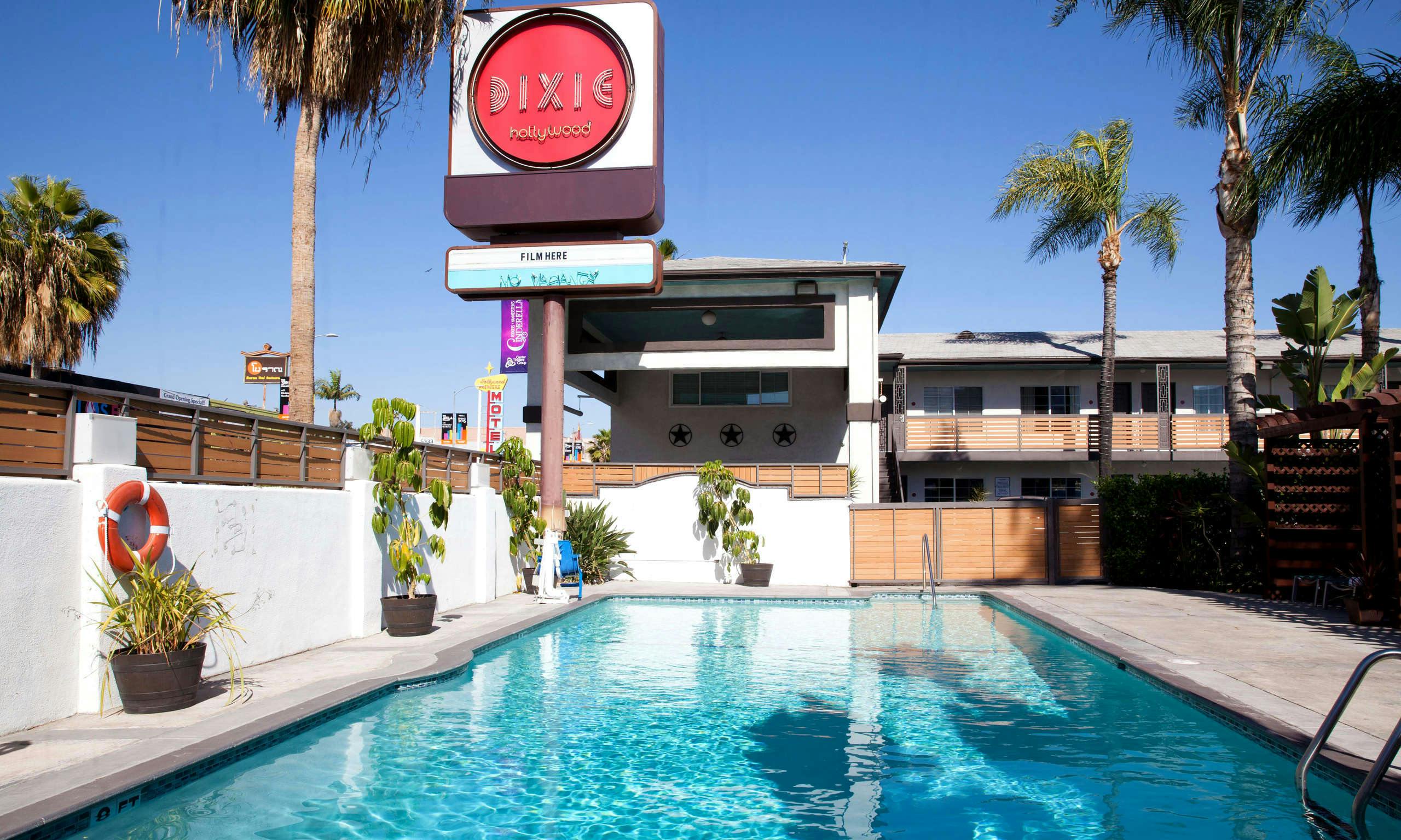 Dixie Hollywood Hotel