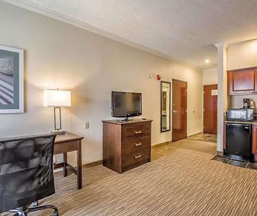 Quality Inn Suites Seabrook Nasa Kemah Houston Hoteltonight