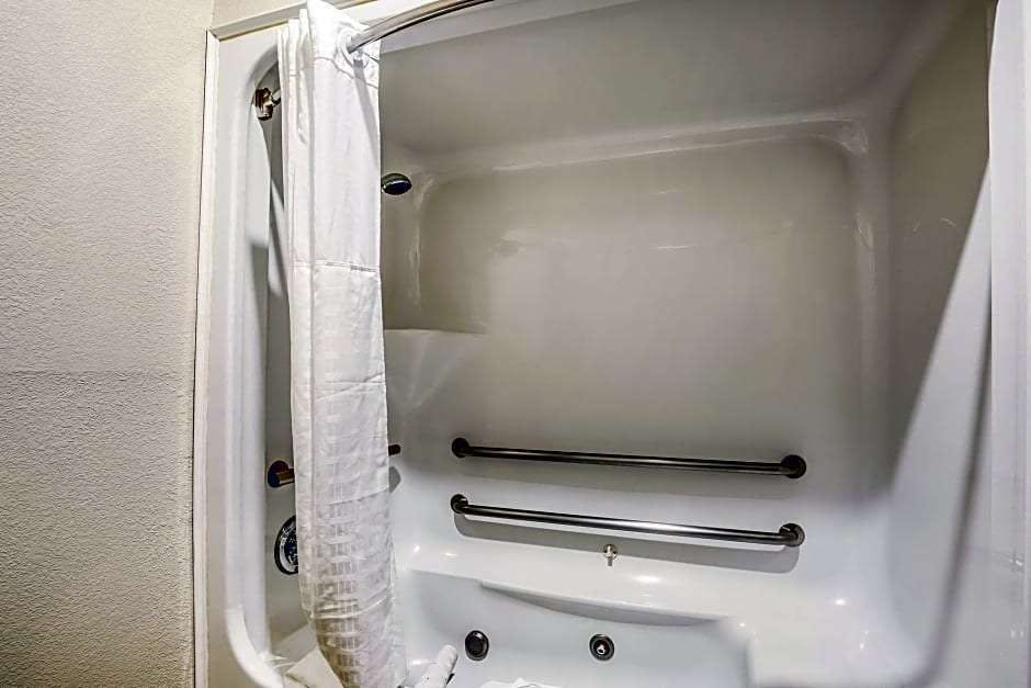 Quality Inn Suites Seabrook Nasa Kemah Houston Hoteltonight