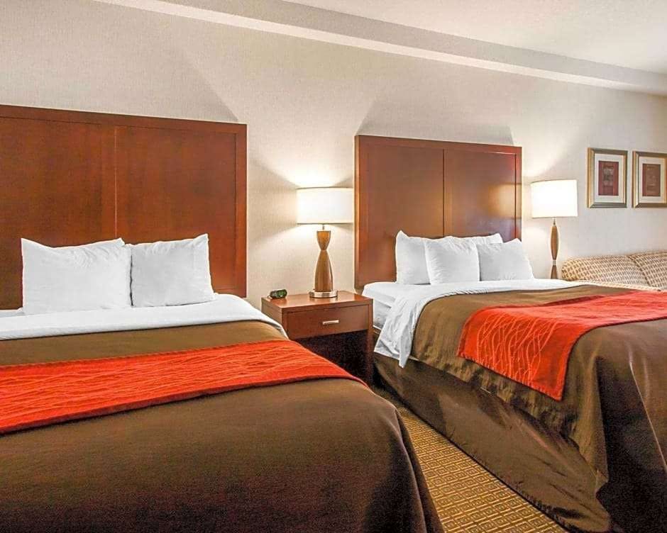 Comfort Inn And Suites Portland Airport Portland Pdx Hoteltonight