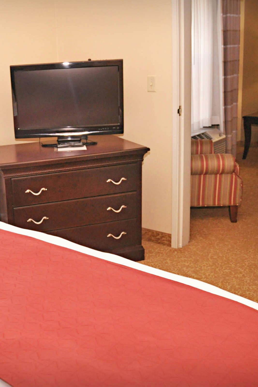 Hotel Country Inn & Suites by Radisson, Kearney, NE photo 5