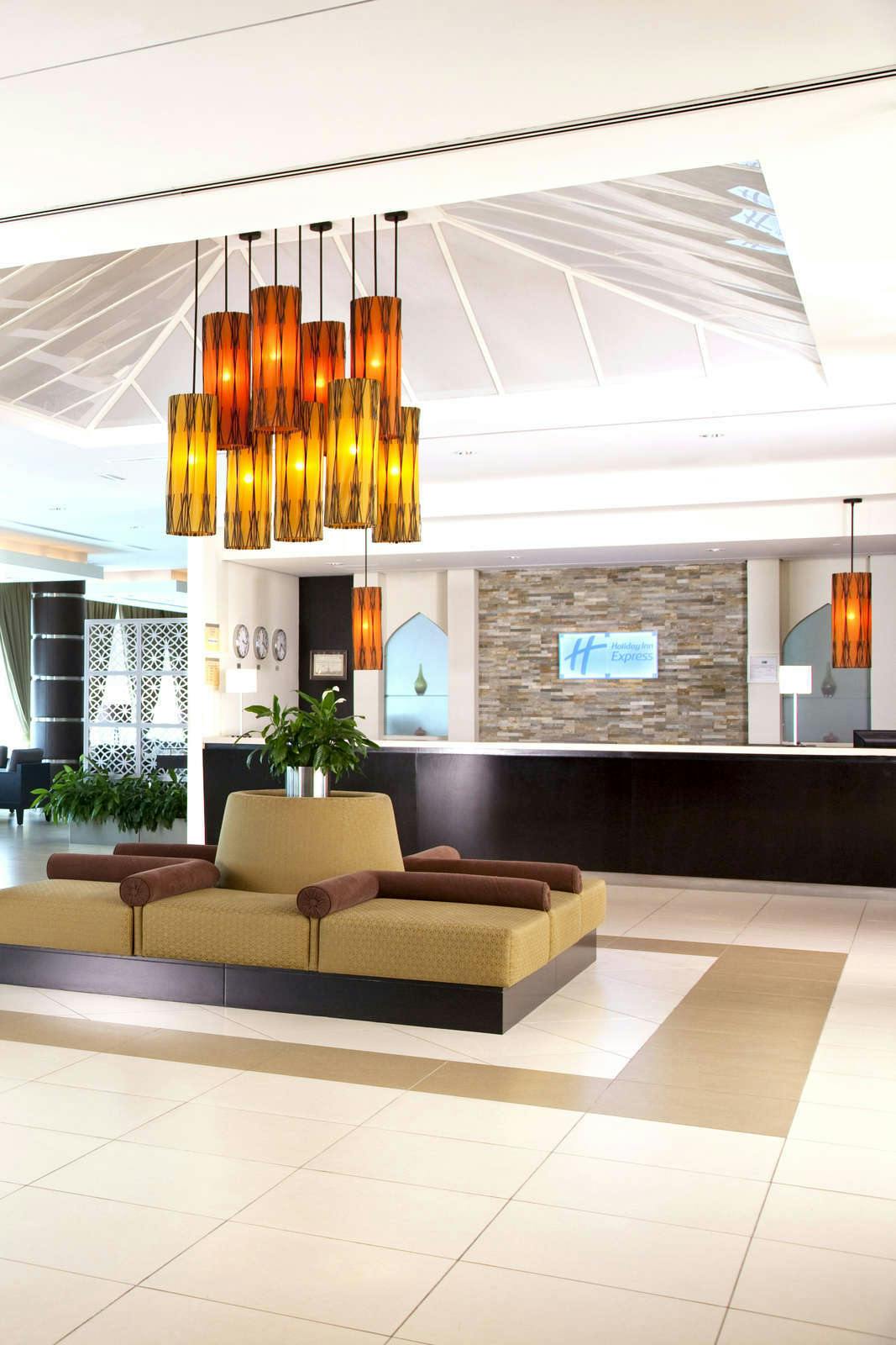 Hotel Holiday Inn Express Dubai Internet City photo 2