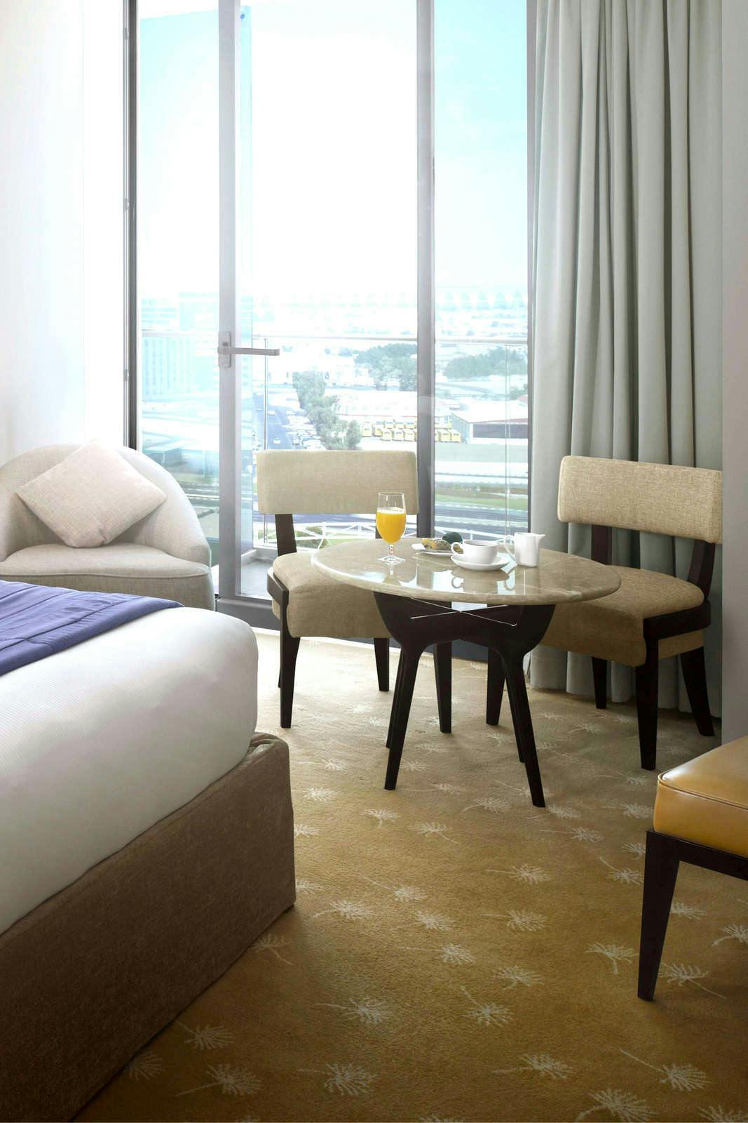 Hotel Inter Continental Residence Suites Dubai F.C. photo 2