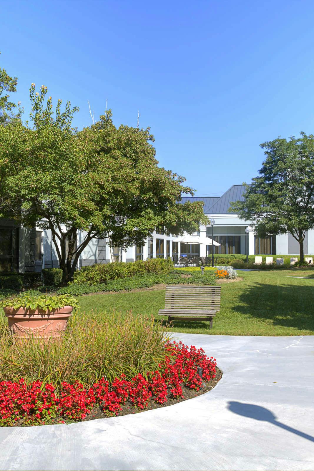 DoubleTree by Hilton Hotel Detroit - Novi