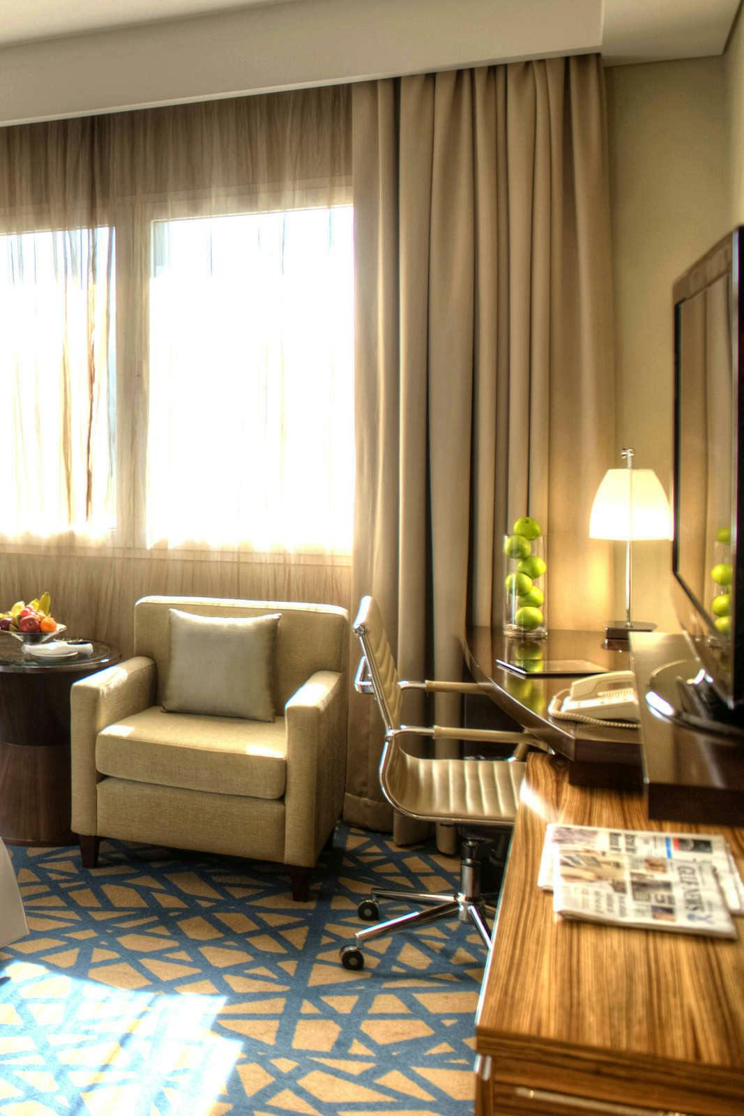 Hotel Crowne Plaza Dubai Deira photo 5