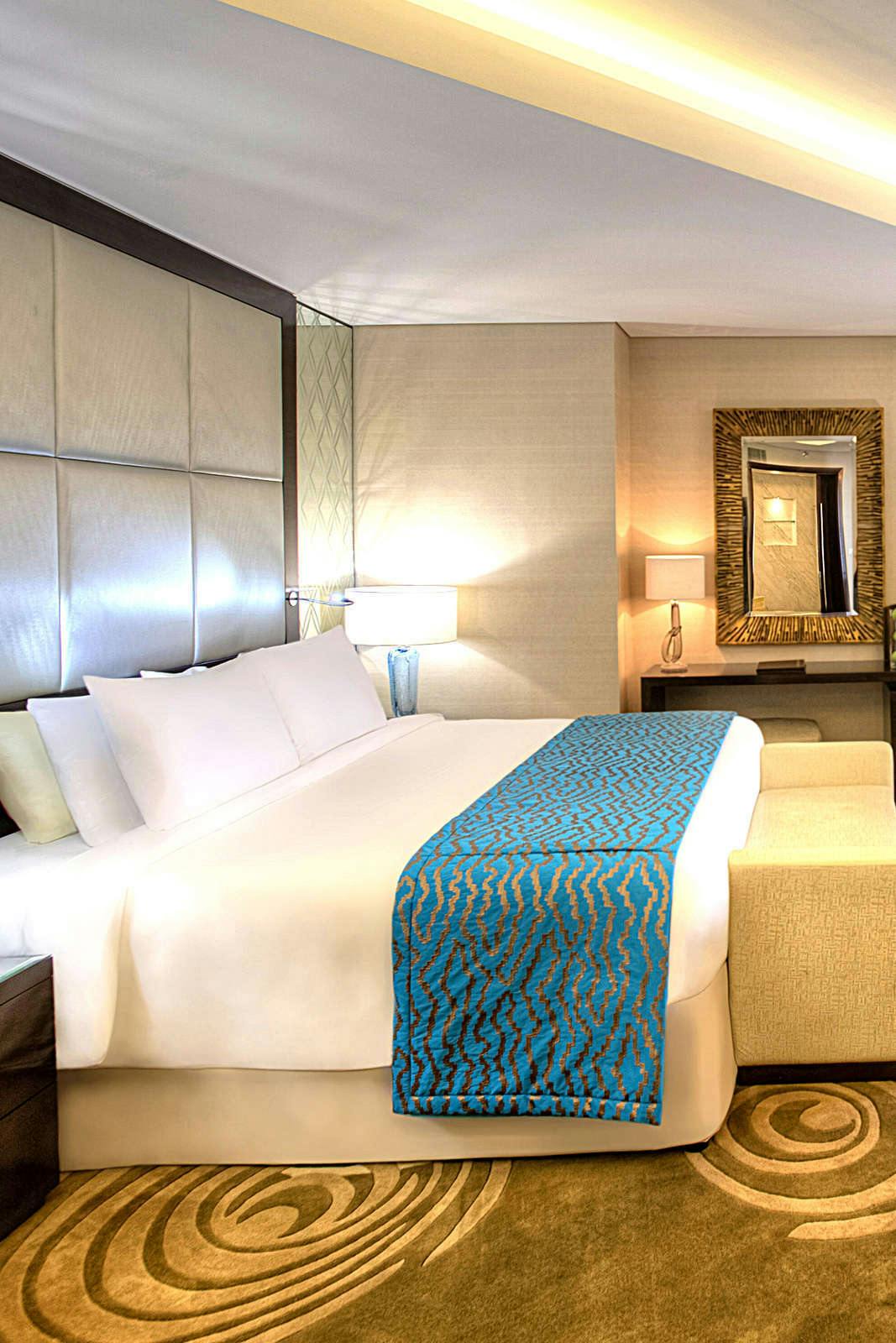 Hotel Crowne Plaza Dubai Deira photo 4