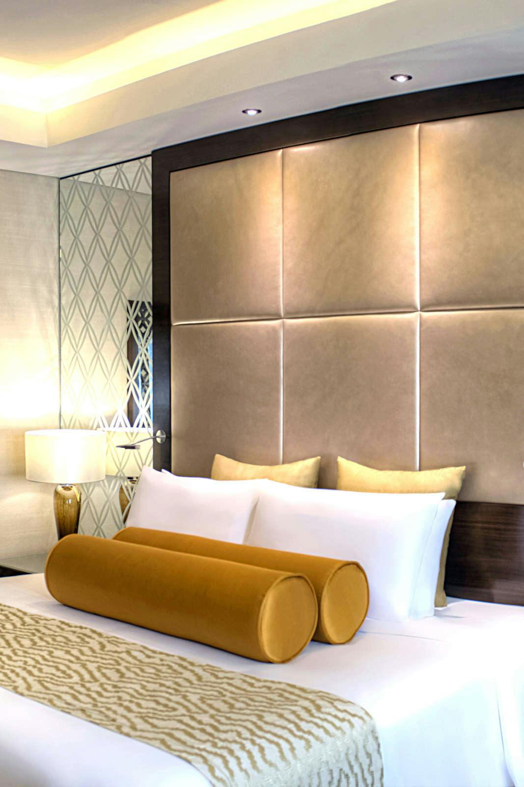 Hotel Crowne Plaza Dubai Deira photo 2