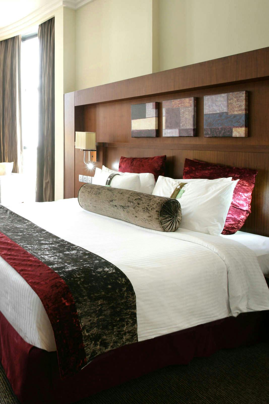 Hotel Holiday Inn Abu Dhabi photo 2