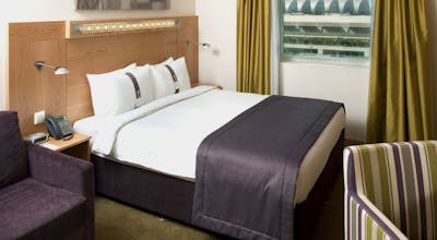 Holiday Inn Express Dubai Airport