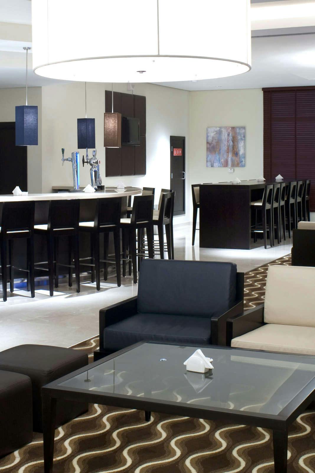 Hotel Holiday Inn Express Dubai Airport photo 5