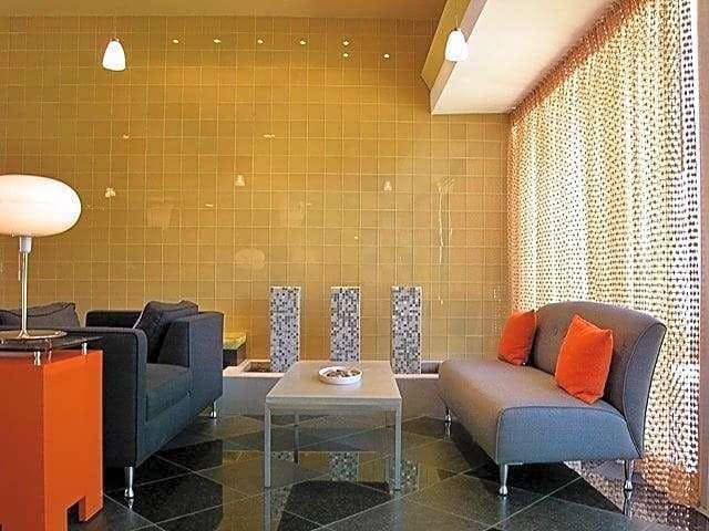 Hotel 7 Springs Inn &amp; Suites photo 1