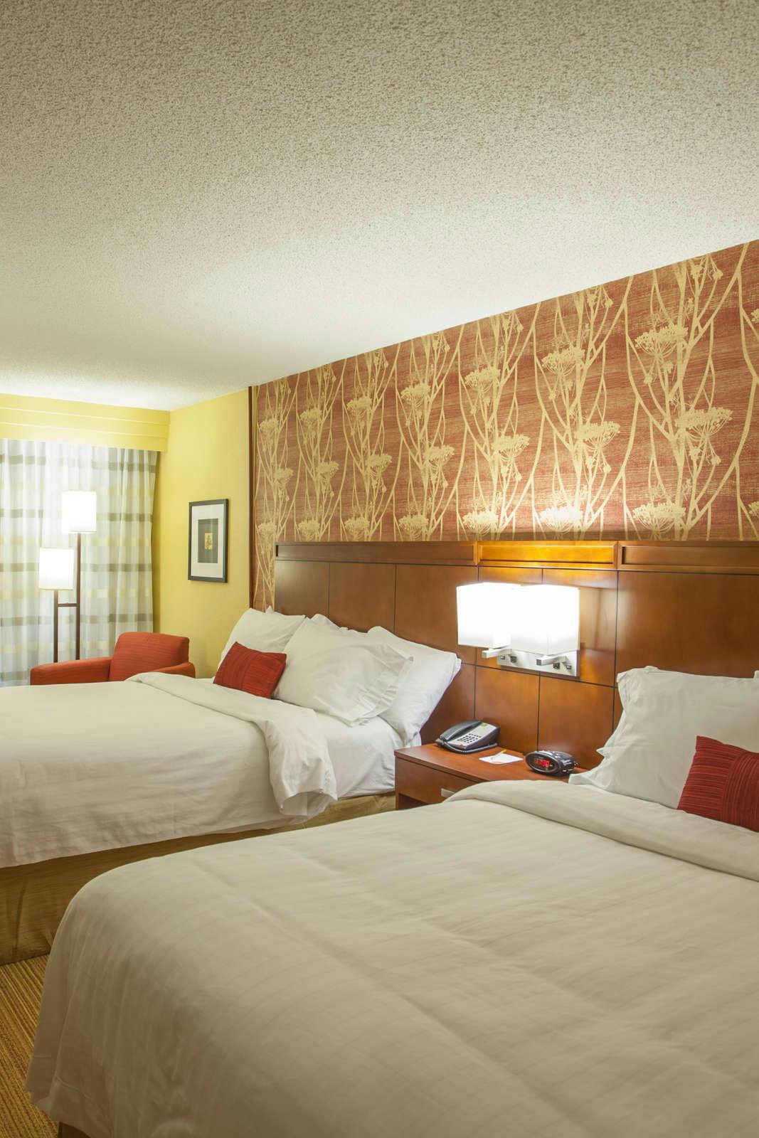 Hotel Courtyard by Marriott Charlotte Airport/Billy Graham Parkway photo 4