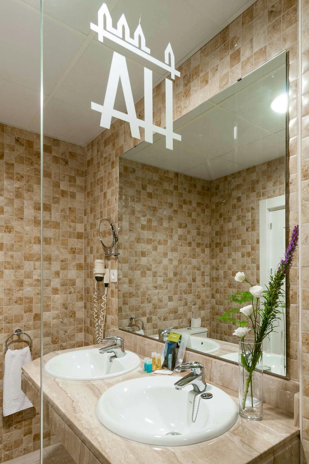 Hotel Hotel Alcazar photo 5