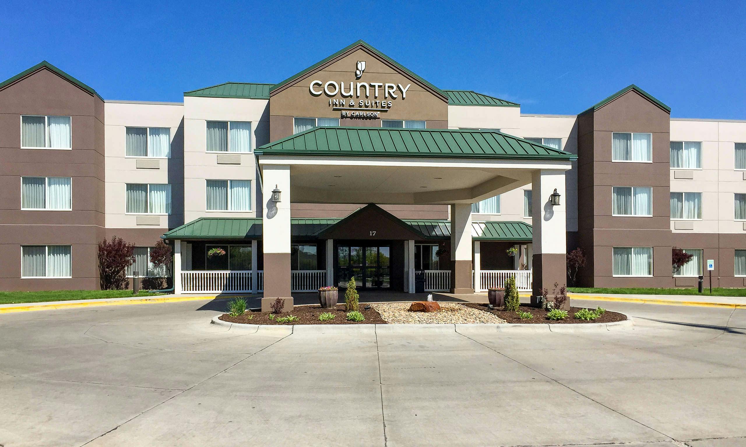 Country Inn & Suites by Radisson, Council Bluffs, IA