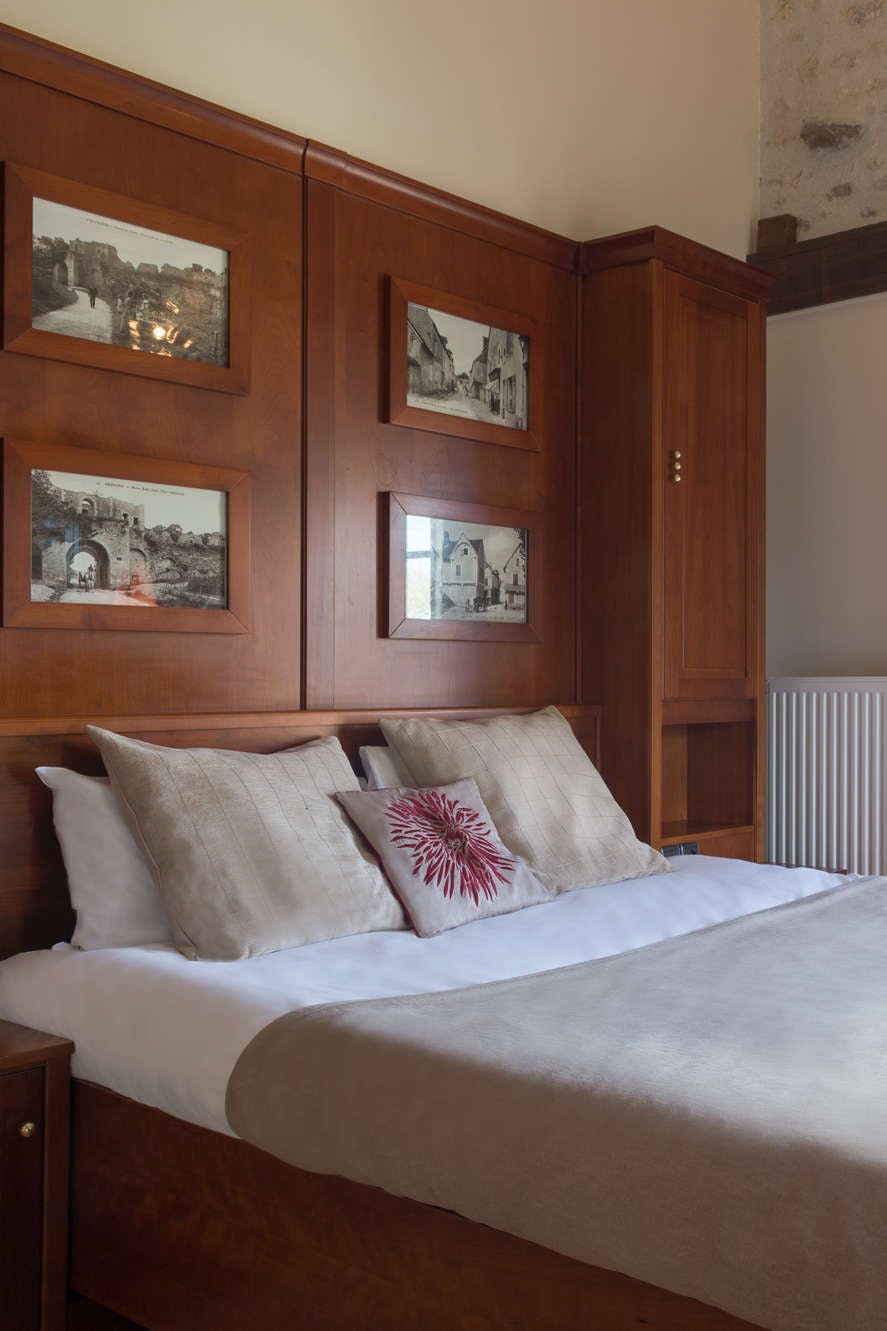 Hotel Hotel Aux Vieux Remparts, The Originals Relais photo 2