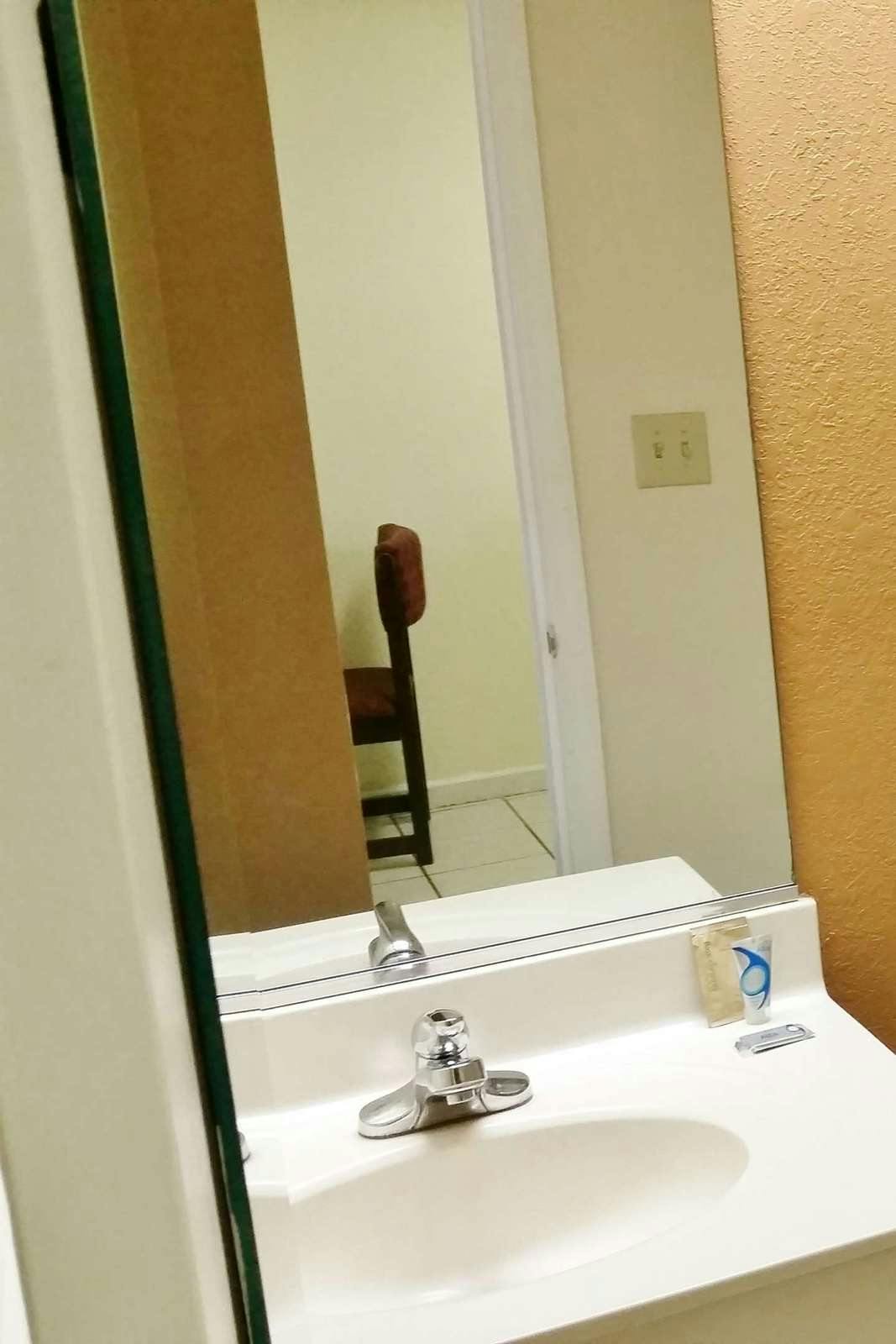 Hotel Country Hearth Inn and Suites Augusta photo 5