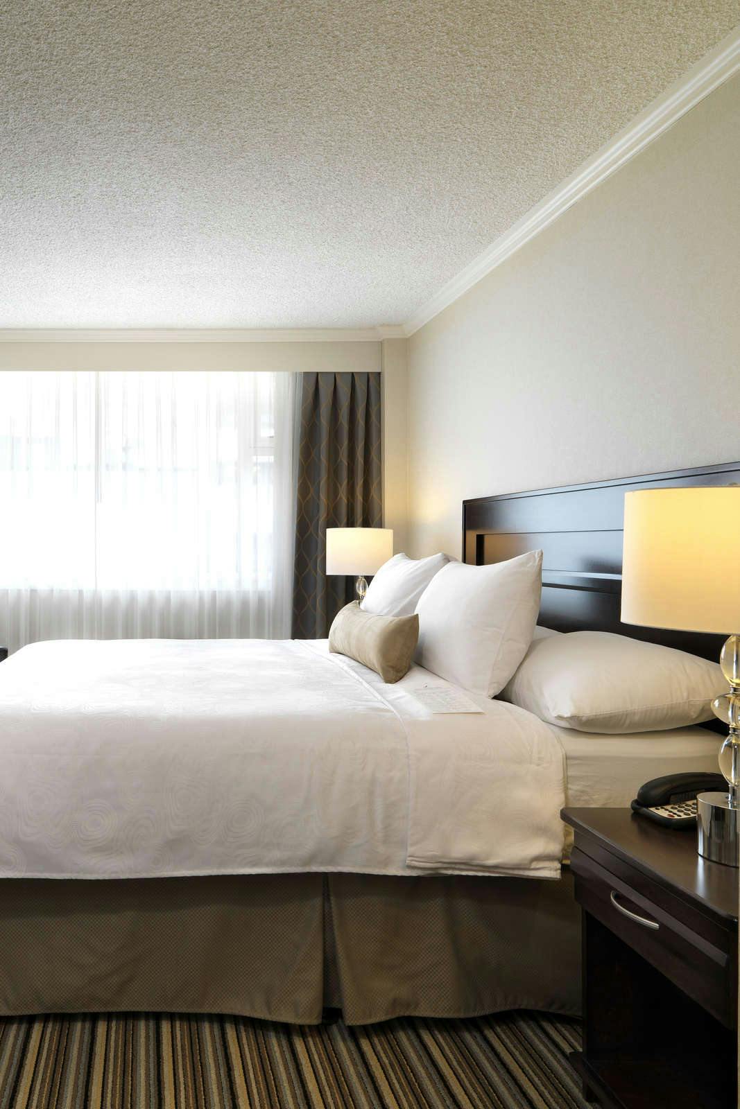 Hotel CHATEAU VICTORIA HOTEL AND SUITES photo 5