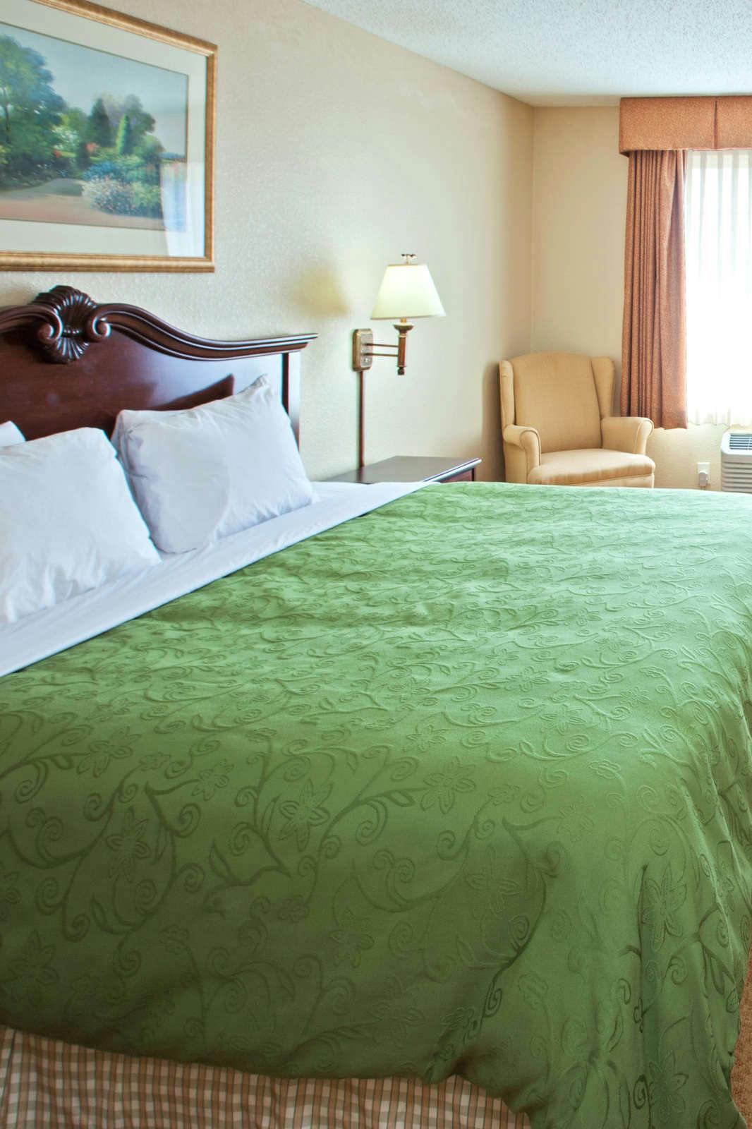 Hotel Country Inn & Suites by Radisson, Indianapolis Airport South, IN photo 1