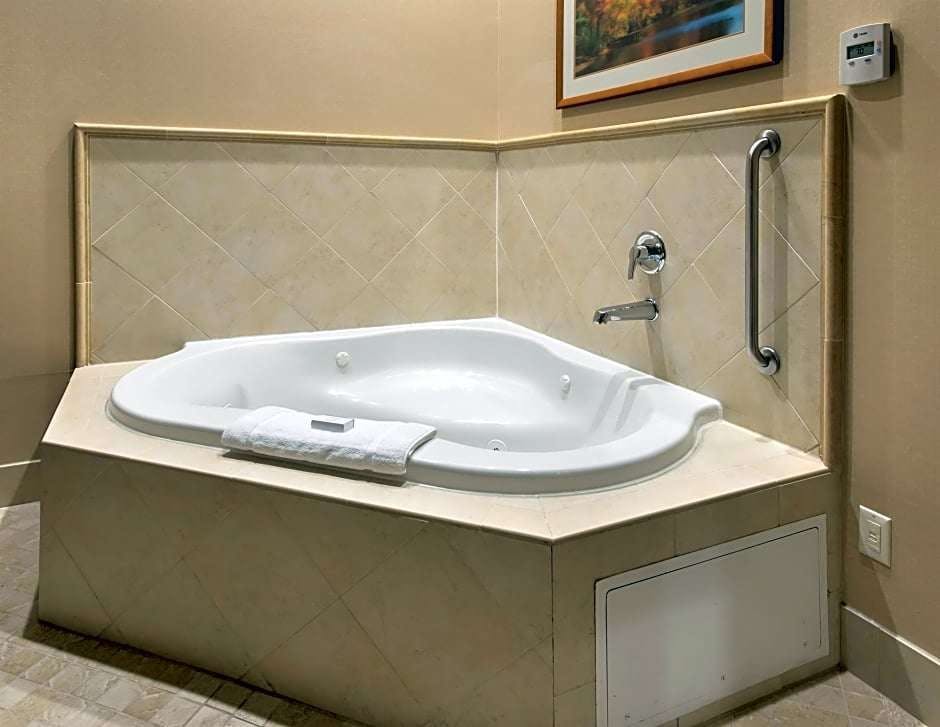 Hilton Garden Inn Riverhead Long Island Hoteltonight