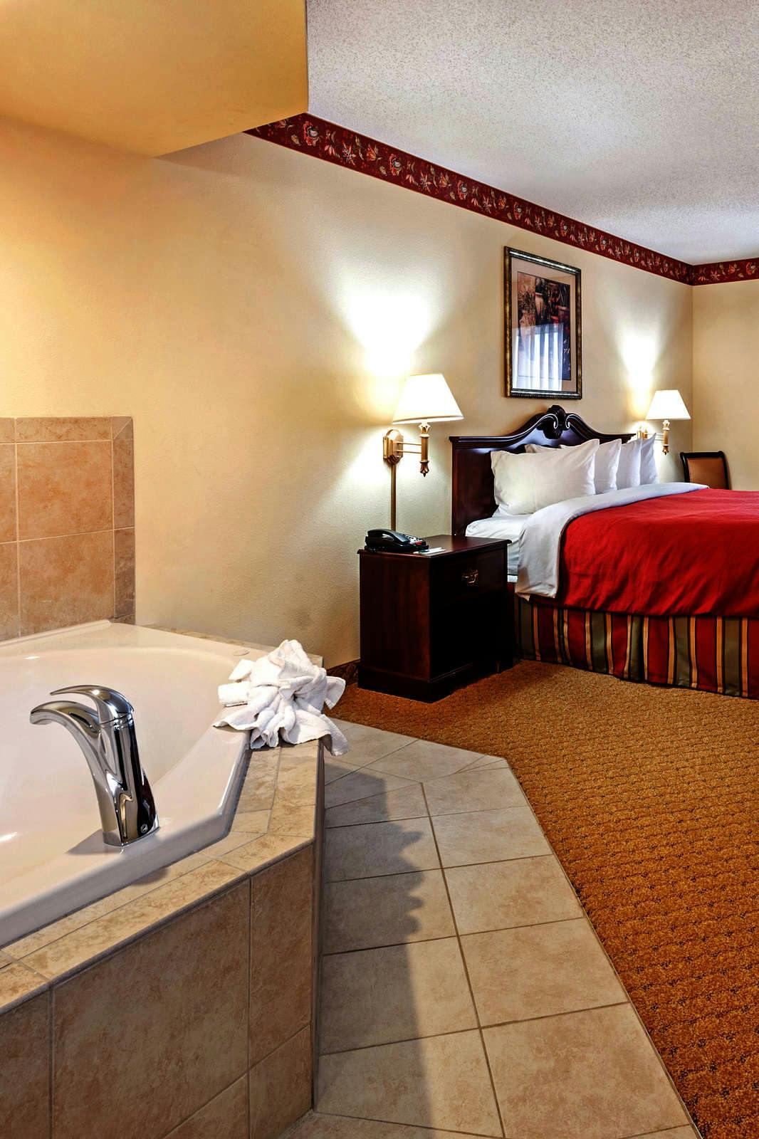 Hotel Country Inn & Suites by Radisson, Charleston North, SC photo 5