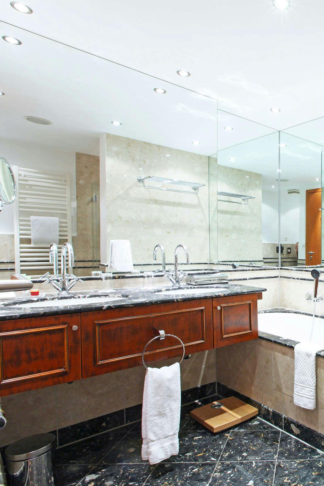 Hotel Lindner Hotel & Residence Main Plaza photo 4