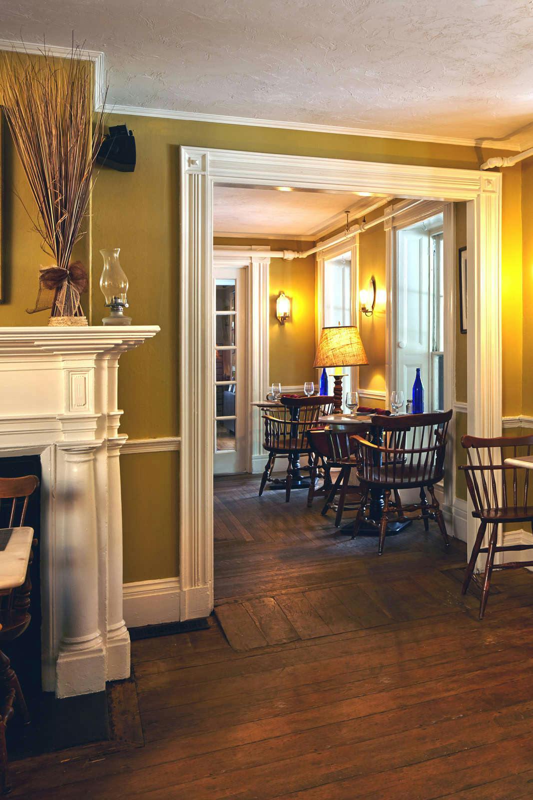 Hotel Concord's Colonial Inn photo 3