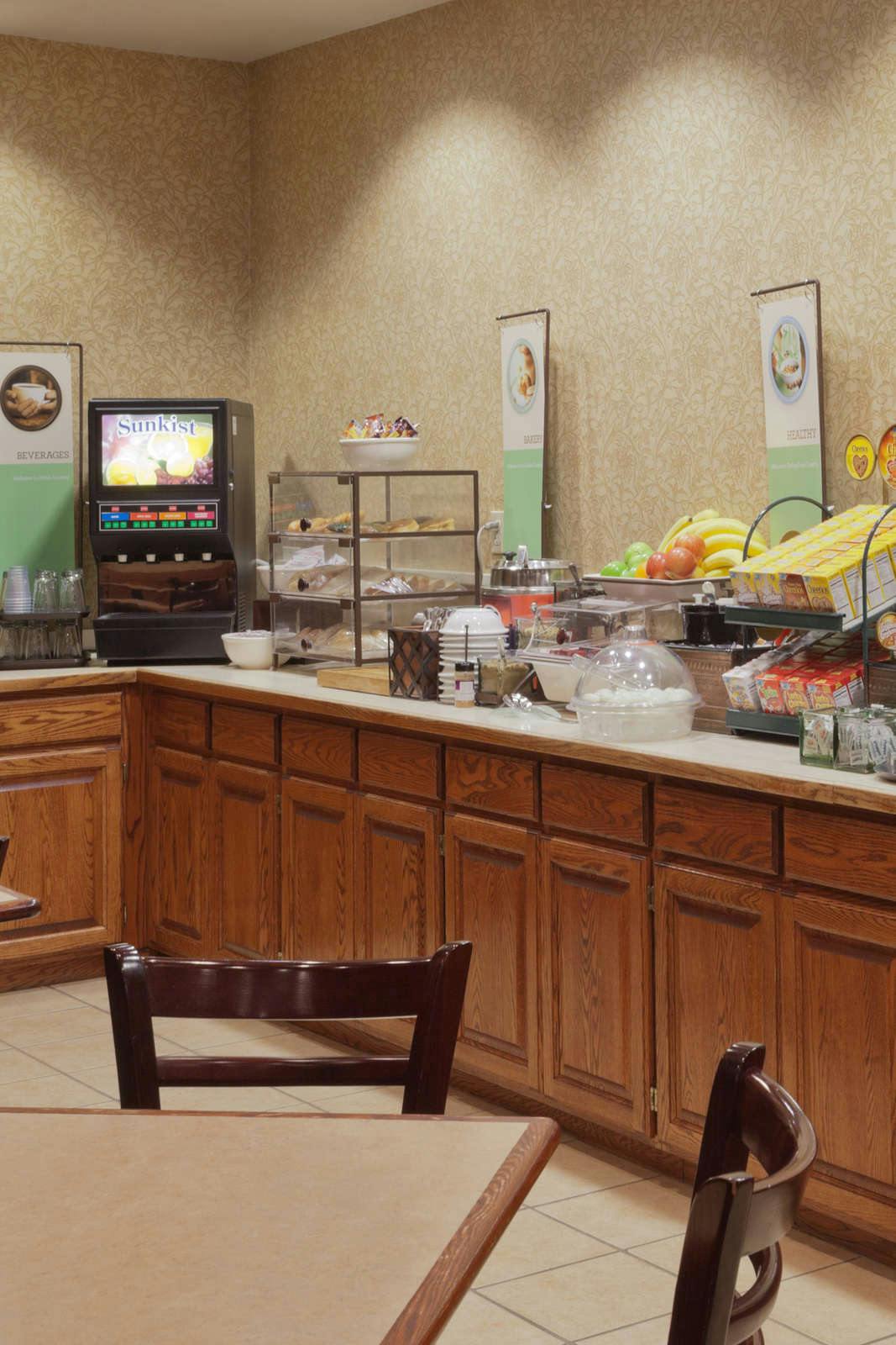 Hotel Country Inn & Suites by Radisson, Billings, MT photo 3