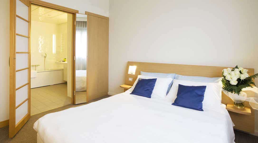 Living Place Hotel